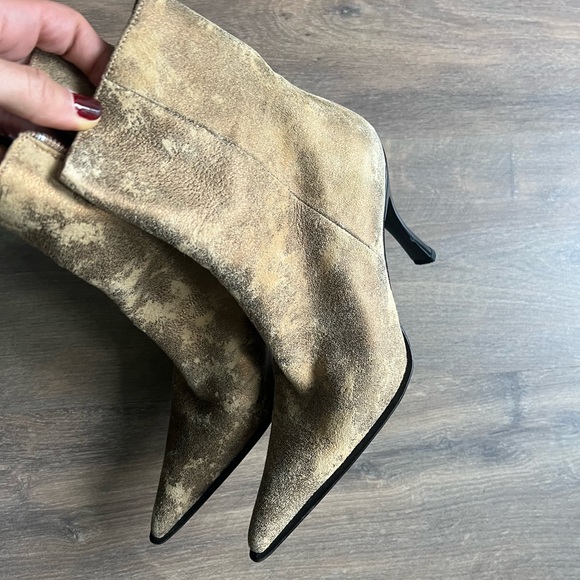 Leather Boots - Picture 2 of 6